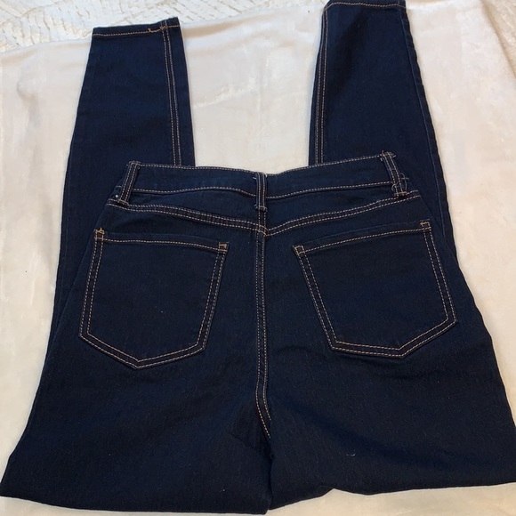 No Boundaries Indigo Stretch Jeggings. Standard 5-pockets. NWOT. Size 7. - Picture 4 of 4